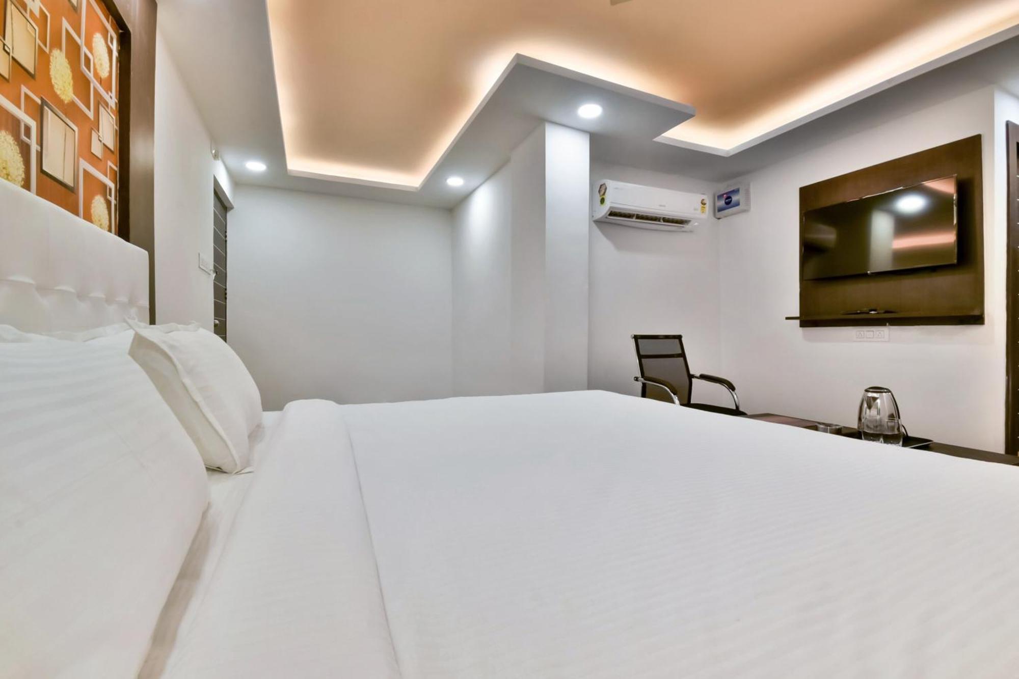 Collection O Addiction Hotel Patna  Exterior photo